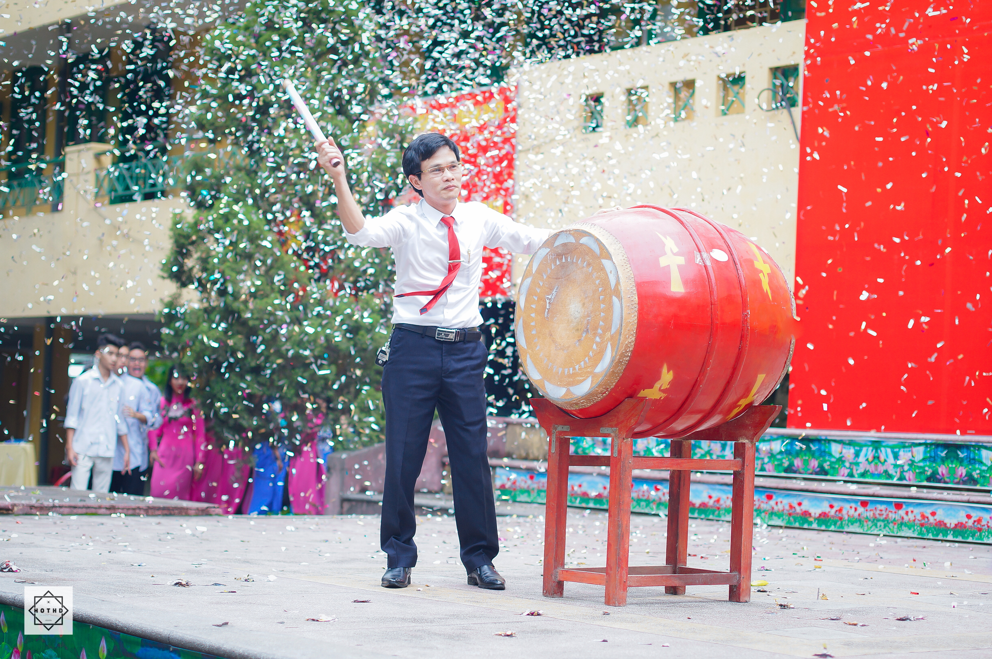 Xem anh dung kich thuoc